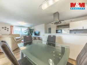 Prodej rodinného domu, Hrdlořezy, 229 m2