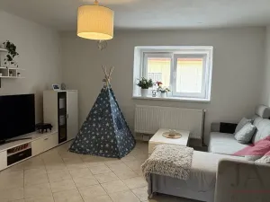 Prodej rodinného domu, Hrádek, 85 m2