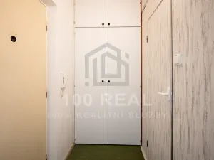 Pronájem bytu 1+kk, Hradec Králové, Gebauerova, 36 m2