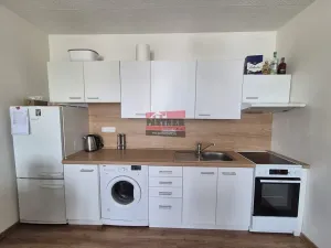 Pronájem bytu 2+kk, Tábor, Berlínská, 42 m2