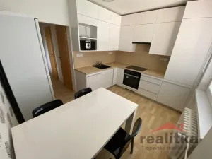 Pronájem bytu 4+1, Opava - Kylešovice, 17. listopadu, 86 m2