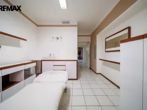 Prodej obchodního prostoru, Karlovy Vary, K. Čapka, 113 m2