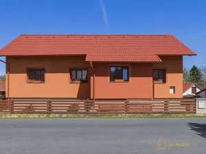 Prodej rodinného domu, Zavidov, 261 m2
