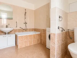 Pronájem bytu 2+1, Písek, Erbenova, 57 m2