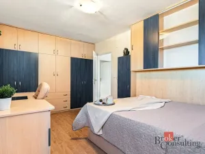 Prodej rodinného domu, Uhlířské Janovice, Kolínská, 550 m2