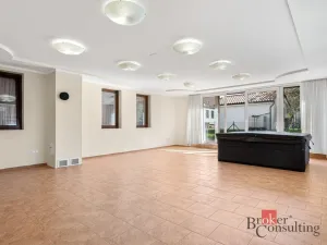 Prodej rodinného domu, Uhlířské Janovice, Kolínská, 550 m2