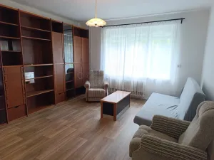 Pronájem bytu 1+kk, Praha, Jeremenkova, 28 m2
