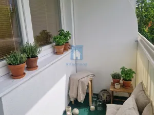 Pronájem bytu 2+kk, Praha, Španielova, 60 m2