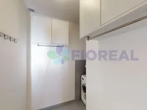 Pronájem bytu 1+kk, Praha - Vinohrady, Lublaňská, 41 m2