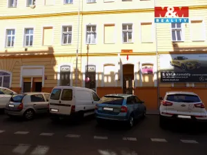 Pronájem obchodního prostoru, Teplice, U nádraží, 30 m2