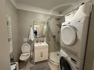 Pronájem bytu 1+kk, Praha - Smíchov, 32 m2