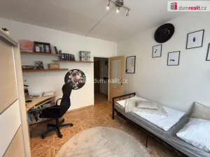 Pronájem atypického bytu, Ústí nad Labem, Karla IV., 12 m2