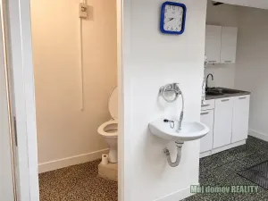 Pronájem obchodního prostoru, Praha - Záběhlice, Sněženková, 31 m2