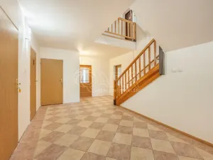 Prodej rodinného domu, Zvánovice, Třemblatská, 240 m2