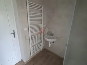 Pronájem bytu 1+kk, Kolín, Štítarská, 30 m2