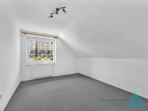 Prodej rodinného domu, Nová Paka, L. Zívra, 180 m2