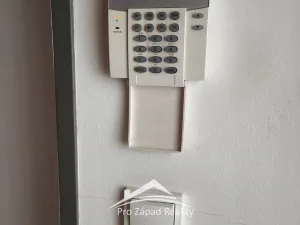 Pronájem obchodního prostoru, Plzeň, Poděbradova, 242 m2