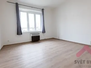 Pronájem bytu 1+kk, Praha - Vršovice, Tolstého, 27 m2