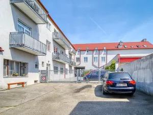 Pronájem bytu 3+kk, Praha - Libuš, Libušská, 80 m2