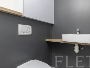 Pronájem bytu 1+kk, Praha - Záběhlice, Topolová, 31 m2