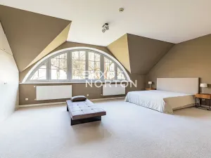 Pronájem vily, Praha - Dejvice, V Šáreckém údolí, 719 m2