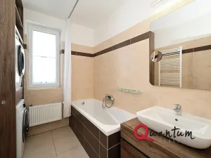 Pronájem bytu 3+kk, Praha - Černý Most, Cukrova, 83 m2