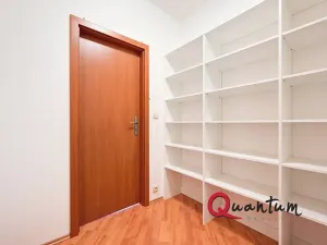 Pronájem bytu 3+kk, Praha - Záběhlice, Na Slatince, 72 m2