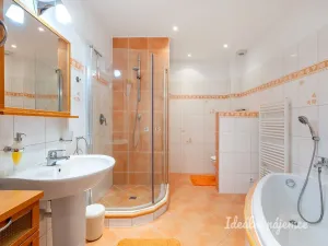 Pronájem bytu 3+kk, Jesenice, Za Rybníkem, 91 m2