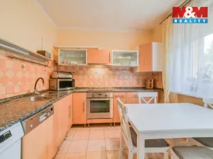 Prodej bytu 2+1, Tachov, Jabloňová, 61 m2