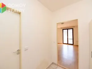 Pronájem bytu 1+kk, Beroun, Pod Homolkou, 30 m2