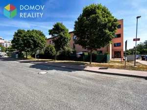 Pronájem bytu 1+kk, Beroun, Pod Homolkou, 30 m2