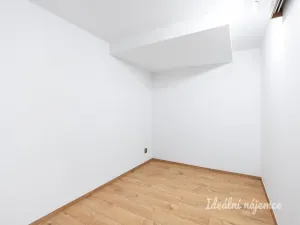 Pronájem bytu 2+kk, Přezletice, Zahradní, 34 m2
