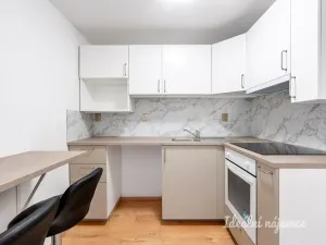 Pronájem bytu 2+kk, Přezletice, Zahradní, 34 m2