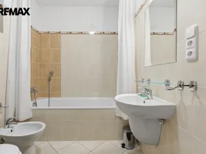 Prodej rodinného domu, Karlovy Vary, Slovenská, 137 m2