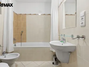 Prodej rodinného domu, Karlovy Vary, Slovenská, 137 m2