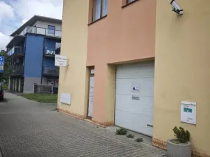 Pronájem obchodního prostoru, Plzeň - Severní Předměstí, Pod Všemi svatými, 73 m2
