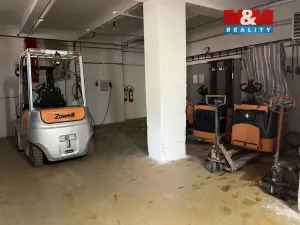 Pronájem skladu, Suchovršice, 1100 m2