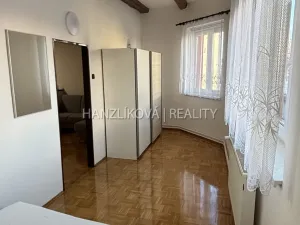 Pronájem bytu 2+kk, České Budějovice - České Budějovice 2, Husova tř., 61 m2