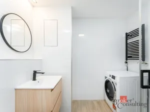 Pronájem bytu 1+kk, České Budějovice - České Budějovice 2, Čakovská, 37 m2