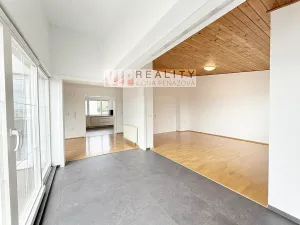 Pronájem bytu 2+1, Brno, Tůmova, 97 m2
