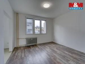 Prodej bytu 4+1, Lesná, 64 m2