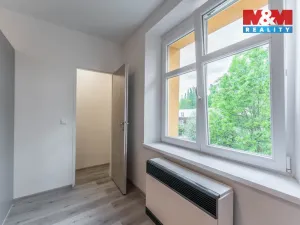 Pronájem bytu 1+kk, Praha - Vysočany, Novovysočanská, 38 m2