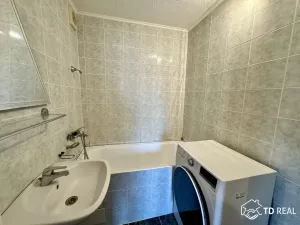 Pronájem bytu 3+1, Brno, Zikova, 70 m2