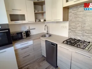 Prodej bytu 3+1, Most, Vítězslava Nezvala, 71 m2