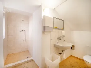 Pronájem kanceláře, Mladá Boleslav, 305 m2