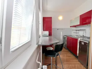 Pronájem bytu 4+kk, Praha - Záběhlice, Bělčická, 75 m2