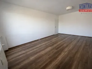 Pronájem bytu 2+1, Český Krumlov - Plešivec, 5. května, 62 m2