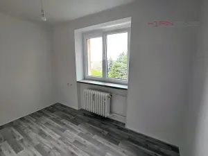 Pronájem bytu 1+1, Kladno, Kyjevská, 32 m2