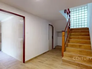 Prodej rodinného domu, Hrusice, Náves, 245 m2