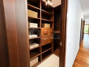Prodej bytu 4+1, Praha - Bubeneč, Pod kaštany, 164 m2